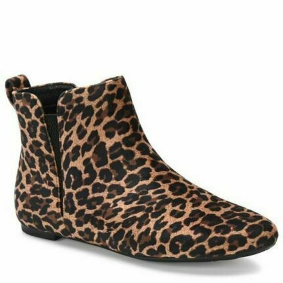 Born Womens Remo Leopard Print Cute Pixie Boot - Picture 2 of 4